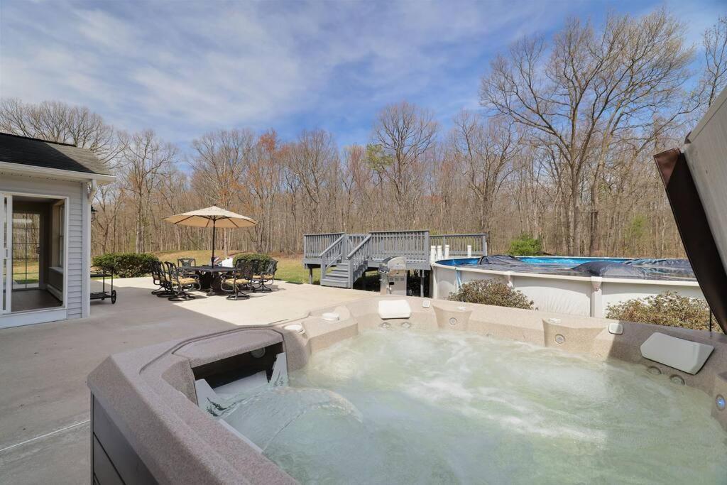 Luxe Lrg Pocono House For 18 Hot Tub/Gameroom/Pool Kunkletown Exterior photo